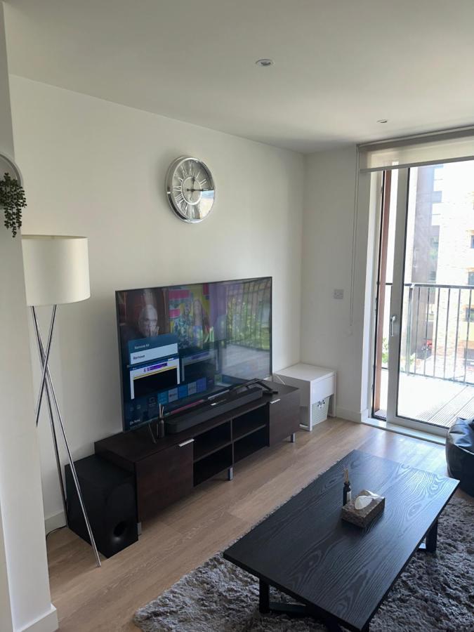 Luxury One Bedroom Apartment London Eksteriør billede